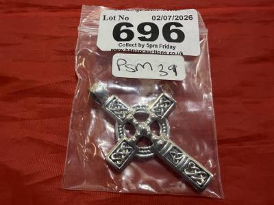 NEW SILVER CROSS PENDANT (13.3G)