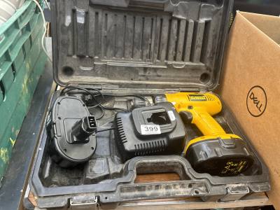 DEWALT DRILL