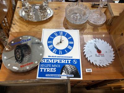 BOSCH GOODYEAR + TYRE CLOCK