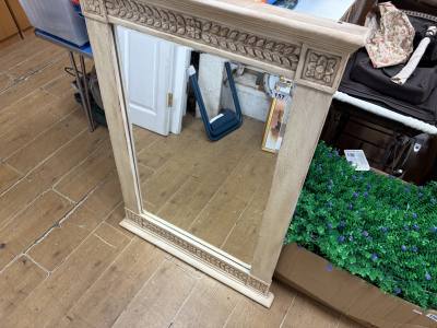 ORNATE MIRROR