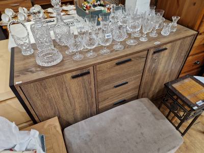 MODERN SIDEBOARD