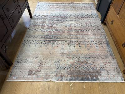 PATTERN RUG