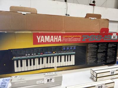 YAMAHA KEYBOARD
