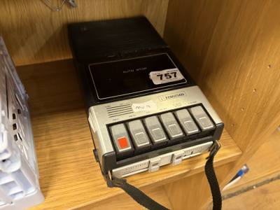 TAPE RECORDER 