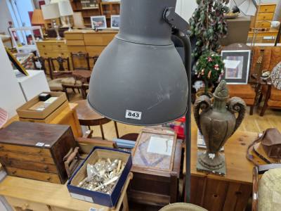 STANDING LAMP