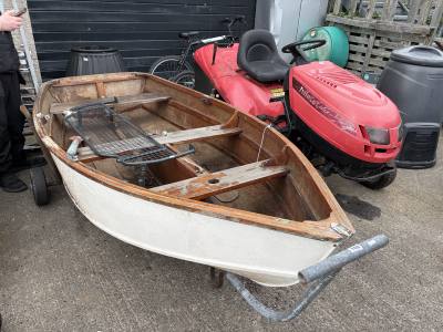 BOAT + TRAILER