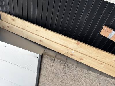 2 X (11FT X 8 X 1 ,1/2) BOARDS 