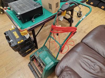 ELECTRIC QUALCAST MOWER