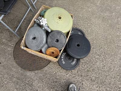 BOX OF WEIGHTS