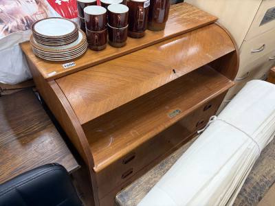 TEAK ROLL TOP BUREAU (NO KEY)