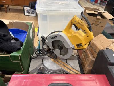 DEWALT ELECTRIC CHOP SAW 