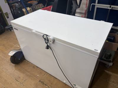 MCGRATH CHEST FREEZER