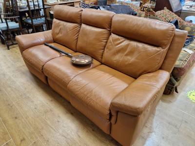 LEATHER RECLINING COUCH