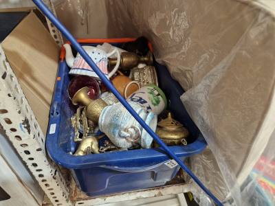 BOX LOT OF ODDS + LOUNGER CUSHION