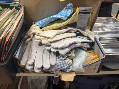 2 X BOXES OF WORK GLOVES