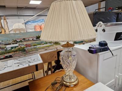 CRYSTAL TABLE LAMP