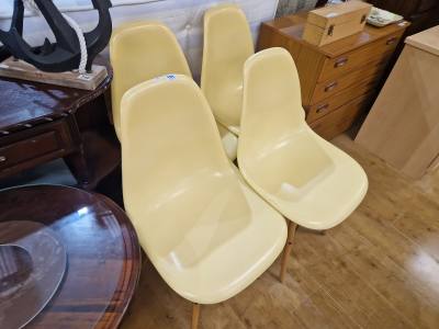 4 DINING CHAIRS