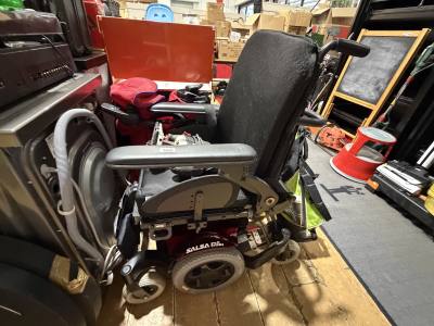 MOBILITY POWERCHAIR (CHARGER IN OFFICE)