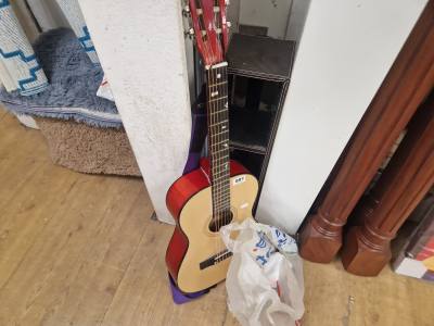 CB SKY ACOUSTIC GUITAR