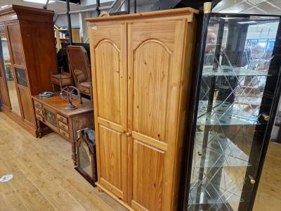 PINE WARDROBE