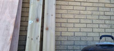 8FT LENGTHS OF DECKING