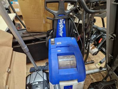 RUG DOCTOR CARPET CLEANER