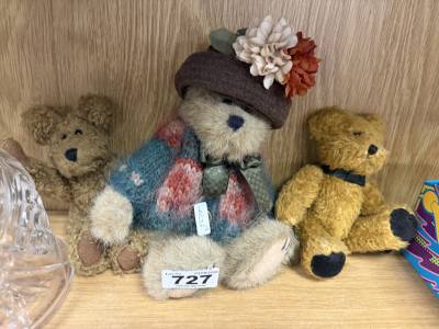 3 X BOYDS BEARS