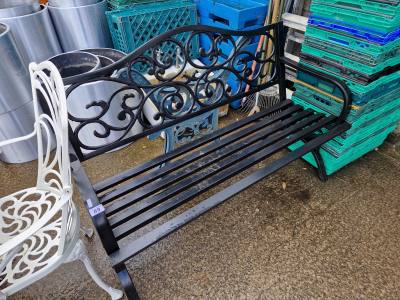 GARDEN BENCH