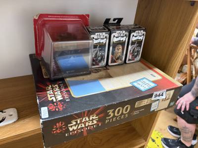 LOT OF STAR WARS MEMORABILIA