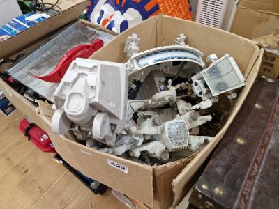 BOX OF STAR WARS TOYS