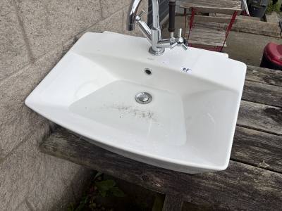 SOTTINI SINK + TAPS