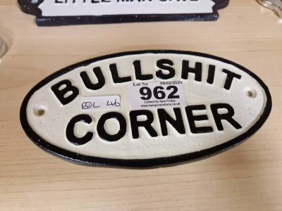 SLOGAN SIGN
