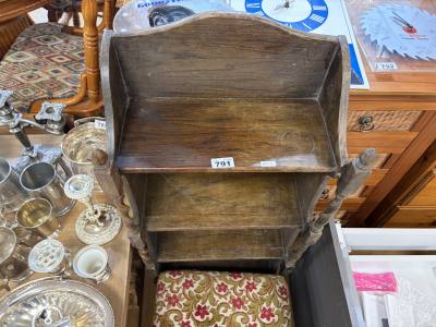 STANDING DISPLAY SHELF