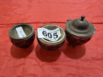 WHITE METAL CONDIMENT SET