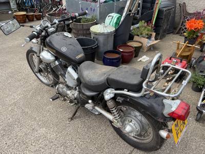 YAMAHA VIRAGO MOTORBIKE (FOR REST)
