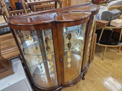 CHINA CABINET