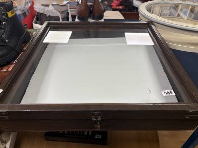 GLASS DISPLAY CASE