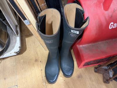 PAIR OF AIGLE WELLIES (SIZE 10)