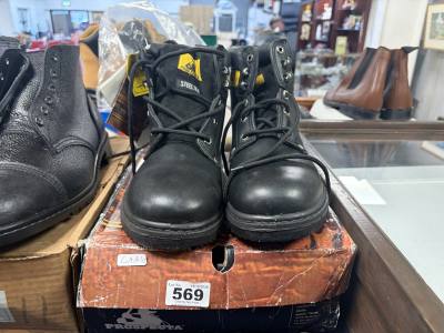 (SIZE 6) STEEL TOE BOOTS