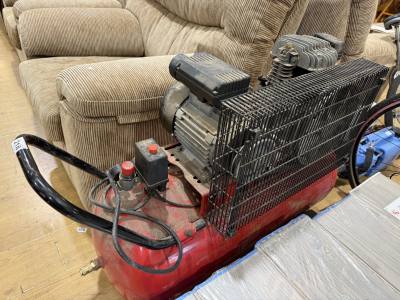 AIR COMPRESSOR (NOT HOLDING AIR)