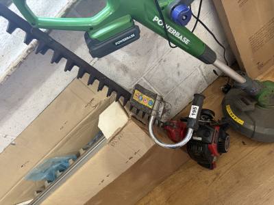 PETROL KAWASAKI HEDGE CUTTER