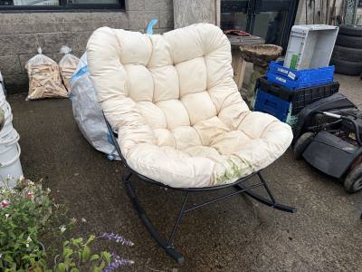 GARDEN CHAIR