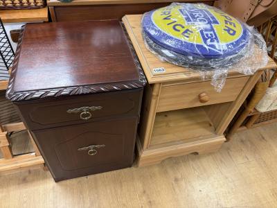 2 X BEDSIDE CABINETS