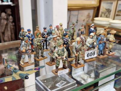26 LEAD DEL PRADO SOLDIERS + AIRPLANE