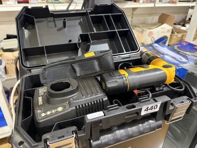 DEWALT CORDLESS SCREWDRIVER
