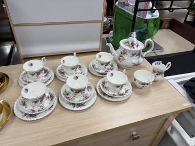 LOT OF ROYAL ALBERT LAVENDER ROSE