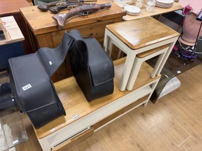 TV UNIT + TABLE NEST