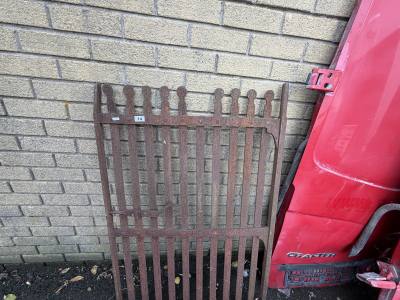 METAL GATE