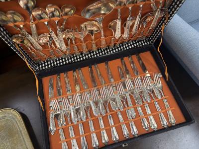 800 SILVER PLATE CUTLERY SET