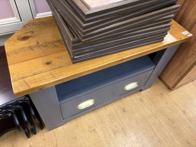 TV UNIT